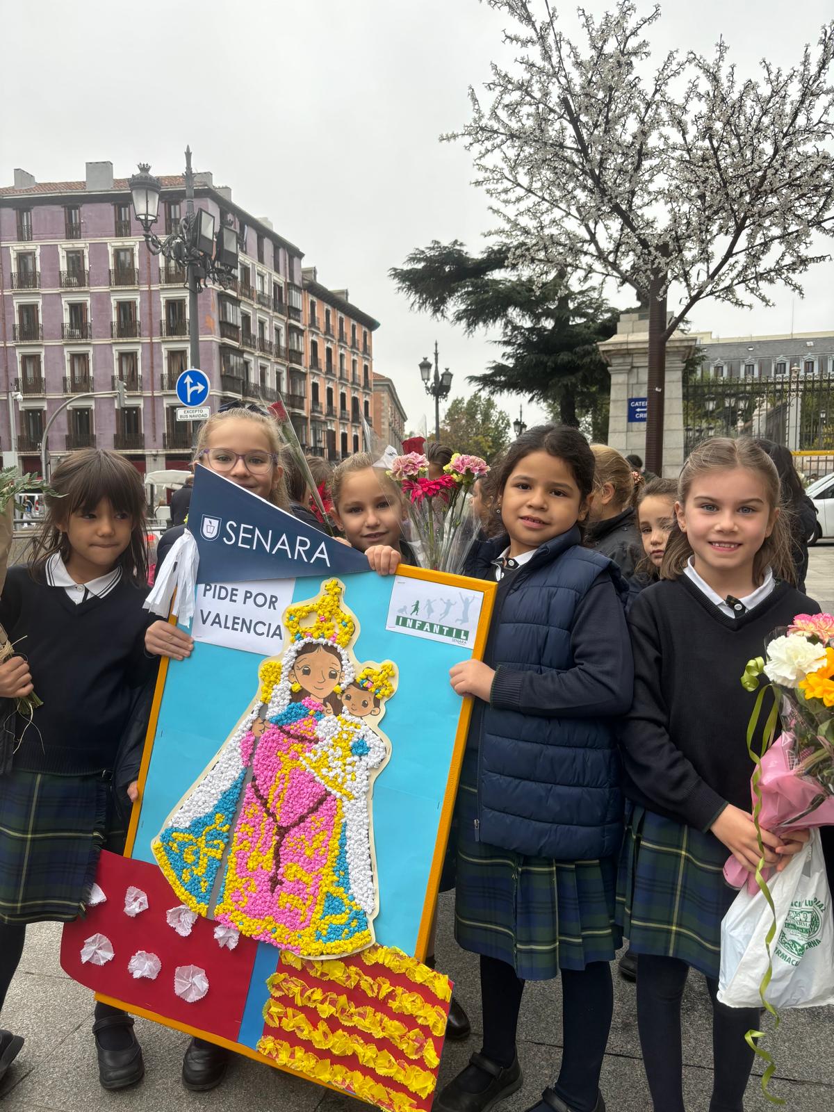 Ofrenda a la Almudena